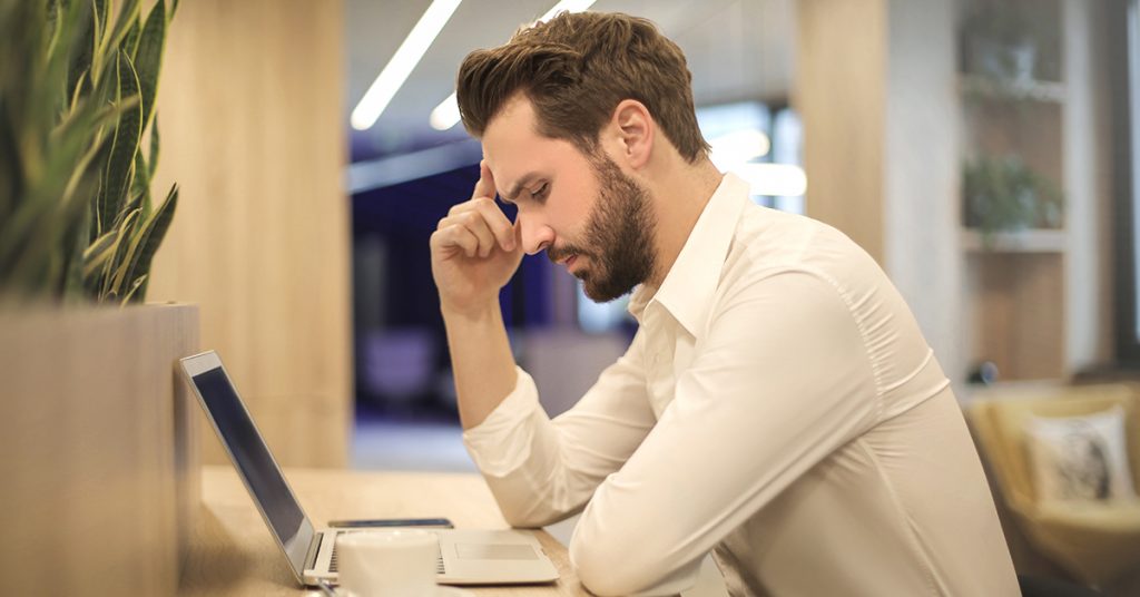 headache-1024x536 Aké zdravotné problémy dokáže odstrániť chôdza?