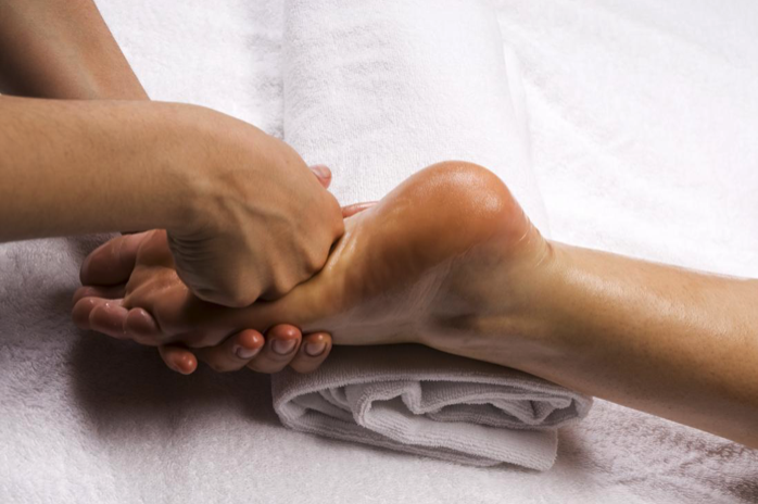 pastou 7 masážnych techník nôh na doma a ich výhody!